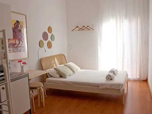 ** Hotel Bed And Beach Barcelona Spain